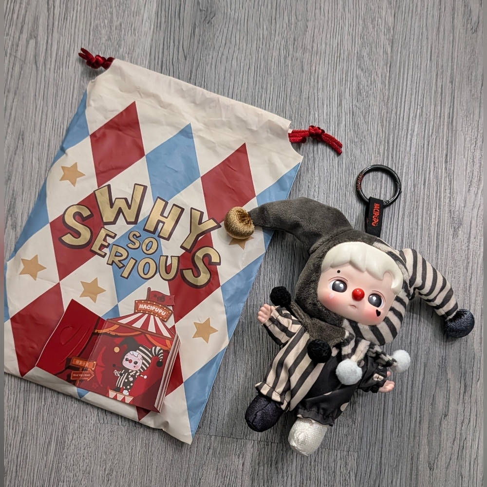 Popmart ''Why So Serious'' Hacipupu Silver Mist Clown Plush Pendant Collectible